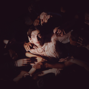 海角麻立乱伦视频
