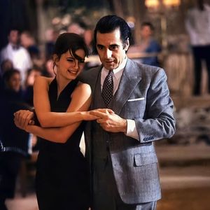 海角麻立乱伦视频
